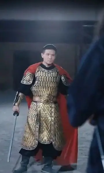 神王的女帝老婆：龙魂震世，傲娇女帝爱上我！